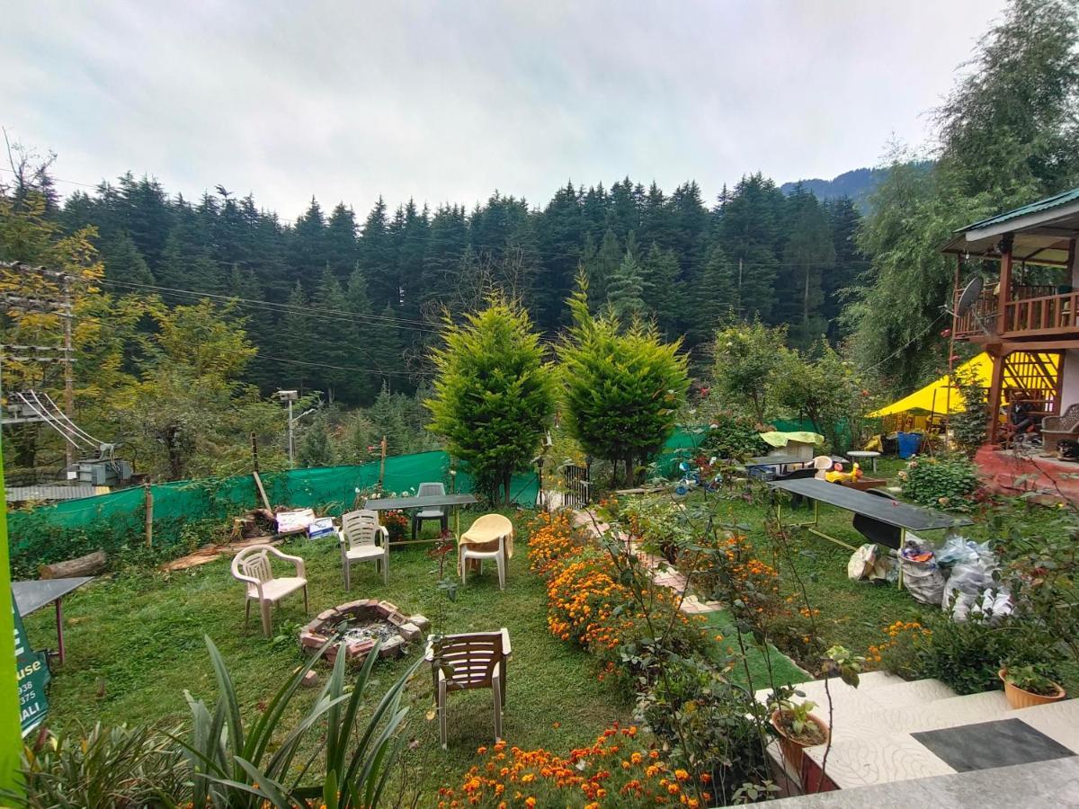 La Siesta India Manali Hostel Exterior photo
