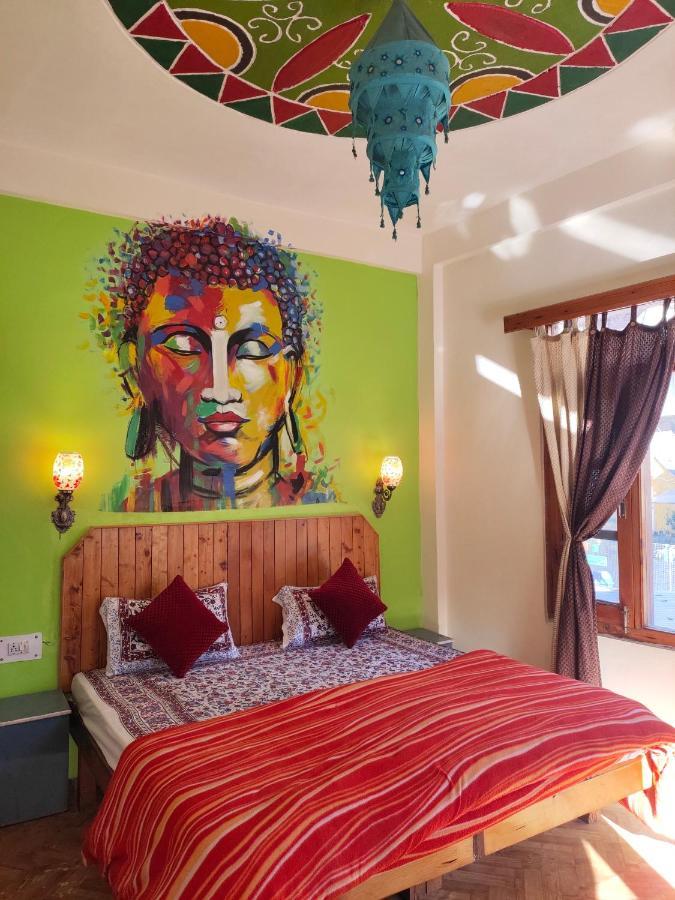 La Siesta India Manali Hostel Exterior photo