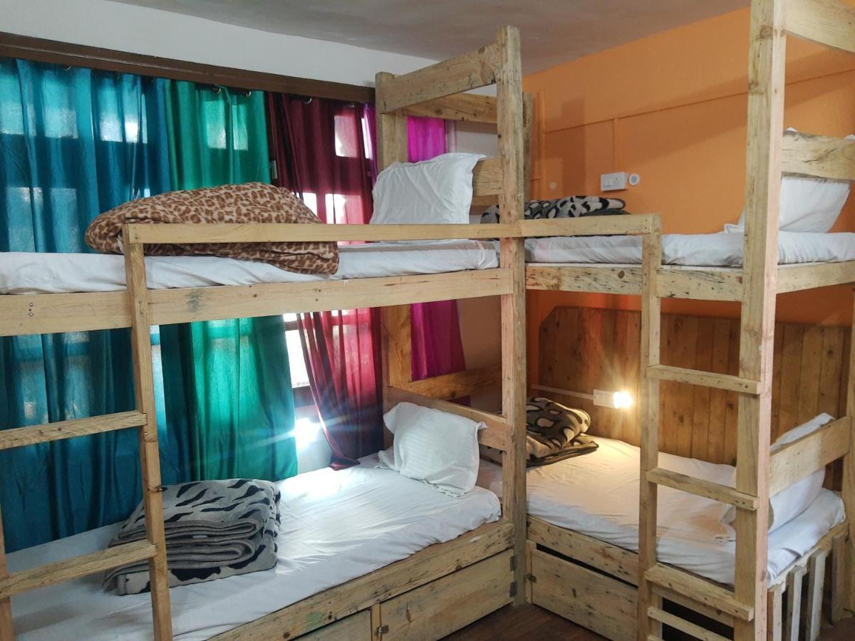 La Siesta India Manali Hostel Exterior photo